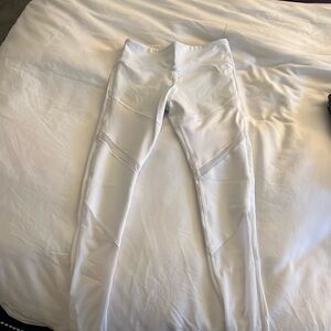 White Alo leggings with mesh detail. No stains or rips! Smoke free home.